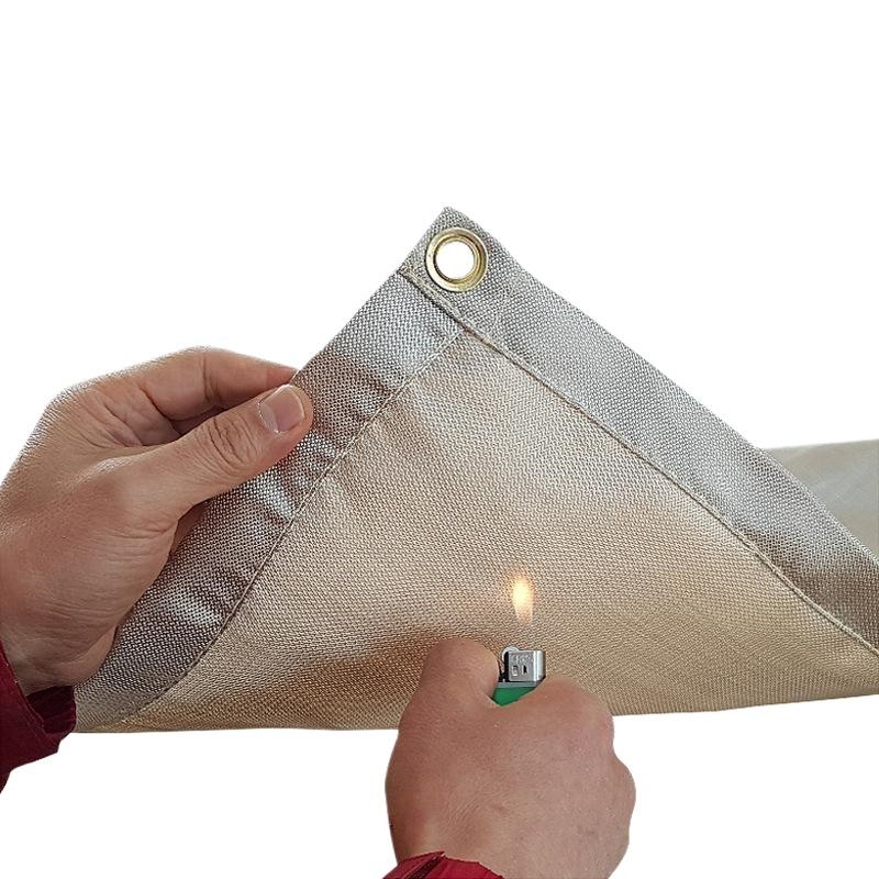キャンプ用耐火マット 耐熱ブランケット アウトドアファイヤー - Outdoor Camping Fire Pit のレビューと価格