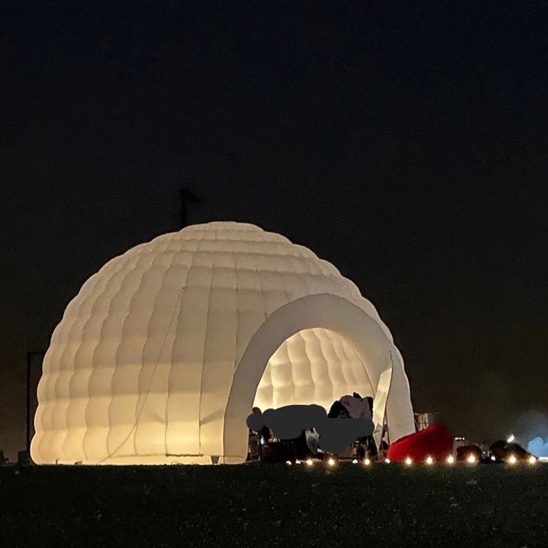 ポータブル LED インフレータブルイグルードームテントイン - Outdoor Camping Dome のレビューと価格